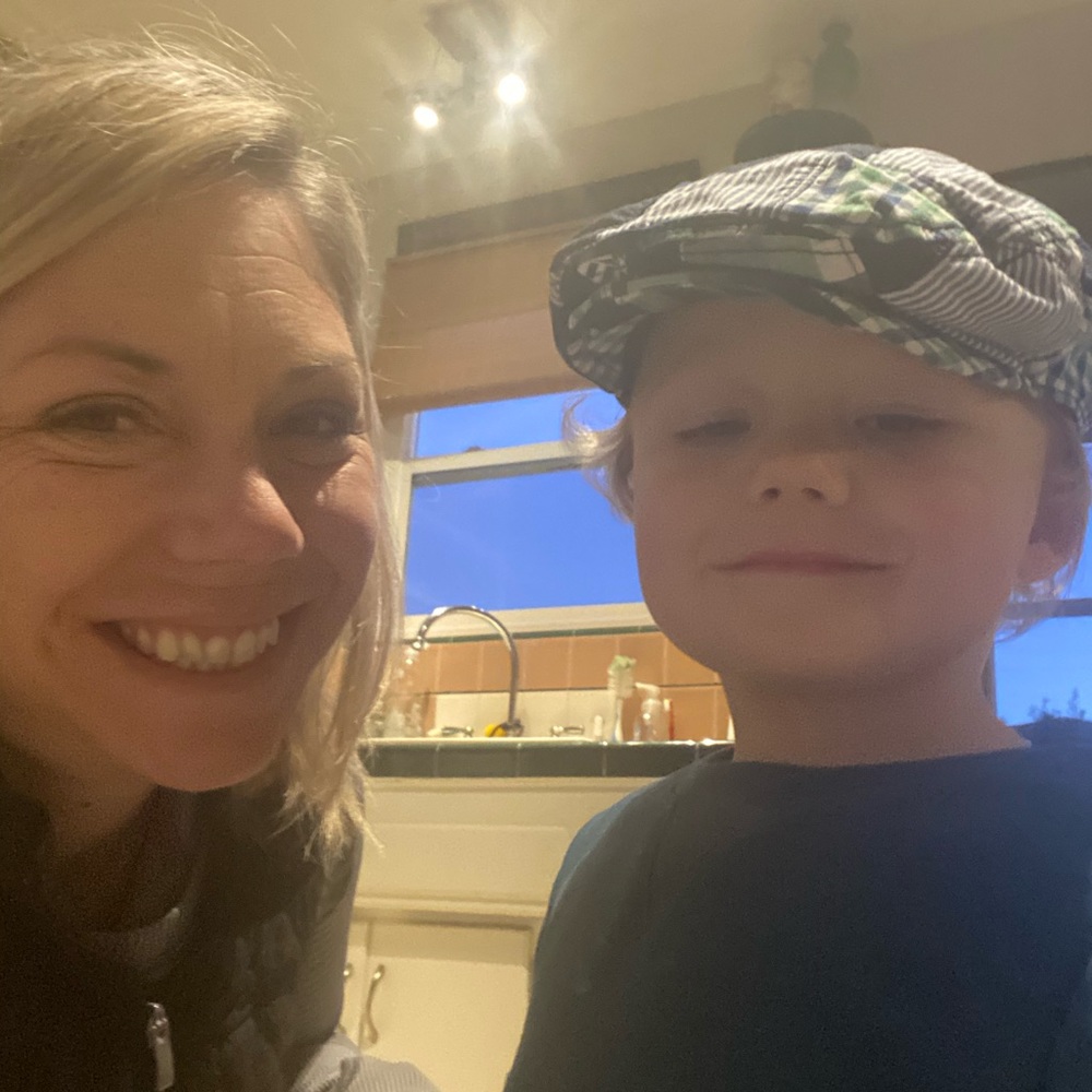 Meet your Posher, Gena